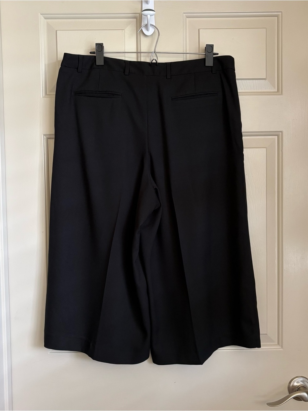 Banana Republic Culottes Wide Leg Tailored Black Cropped Pants Lightweight 12 - Picture 4 of 7